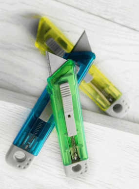 Tapetenmesser mit Sicherheitsmechanismus